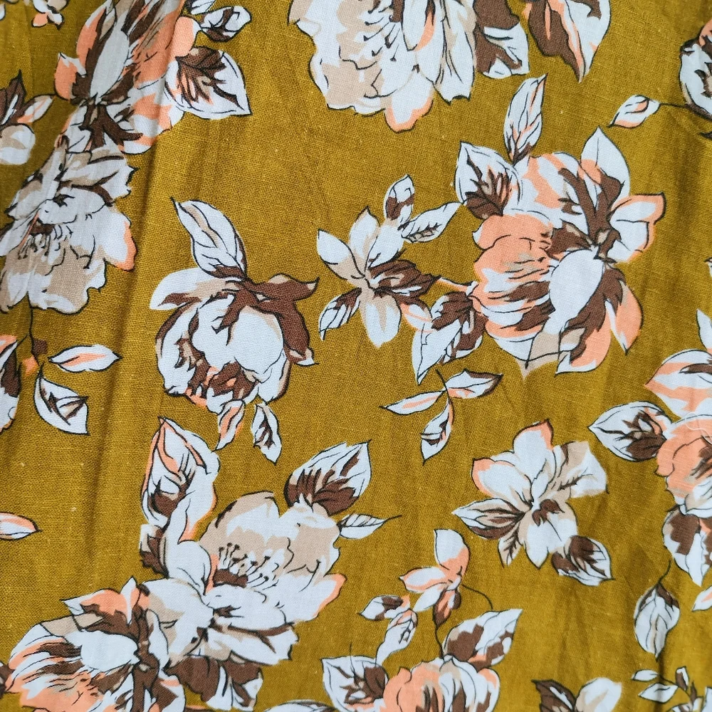 Floral Flounce Sleeve Long Top - Picture 7 of 16